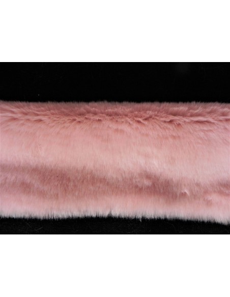 Kožešinový čtverec 48 × 48 cm – pudrově růžová, oděvní umělá kožešina, vlas 19 mm