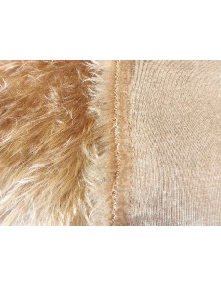 Kožešinový čtverec 48 × 48 cm – karamelová umělá kožešina, vlas 45 mm