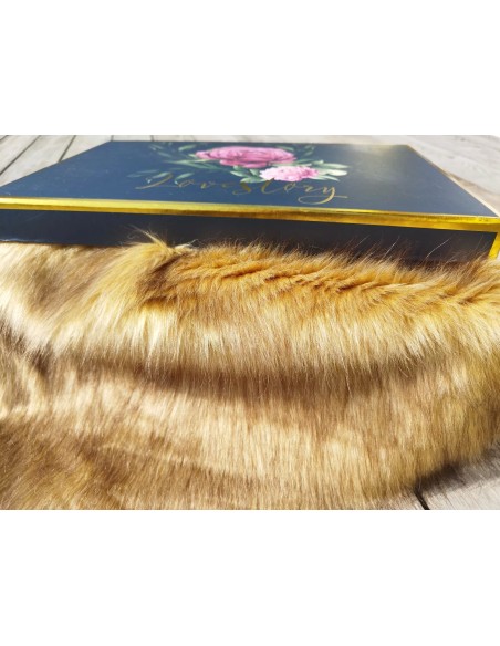 Kožešinový čtverec 48 × 48 cm – zlatohnědá liška Golden Fox, vlas 40 mm