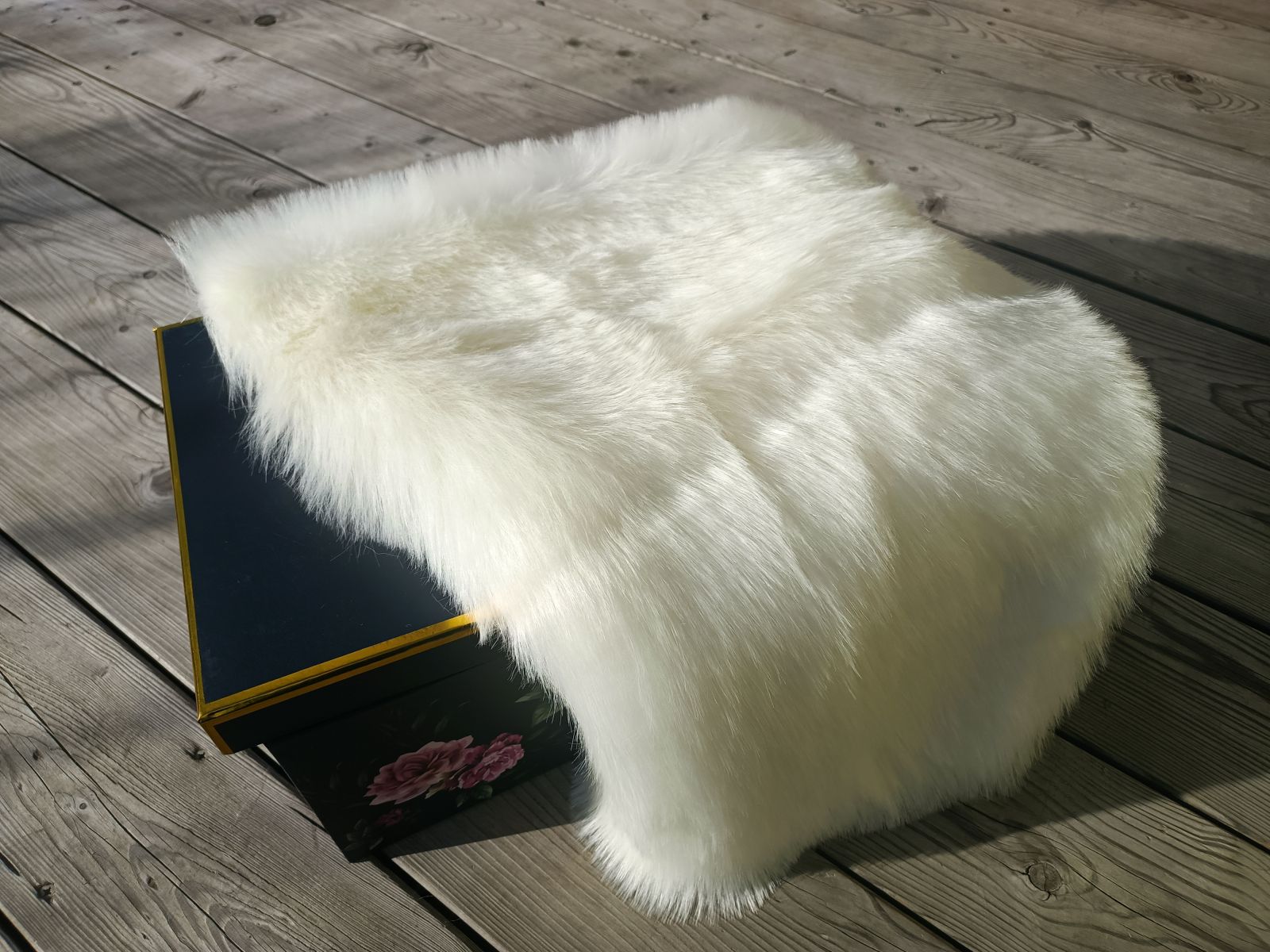 Kožešinový čtverec, luxusní kožešin oděvní, smetanově bílá, 50 mm vlas, 48 x 48 cm